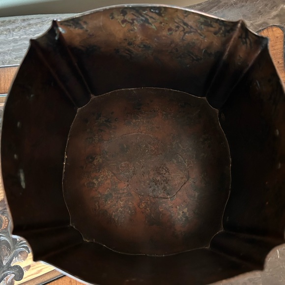 Metal flower pot - Picture 6 of 7